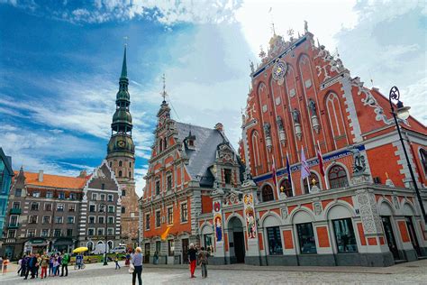 cool places to see in riga.